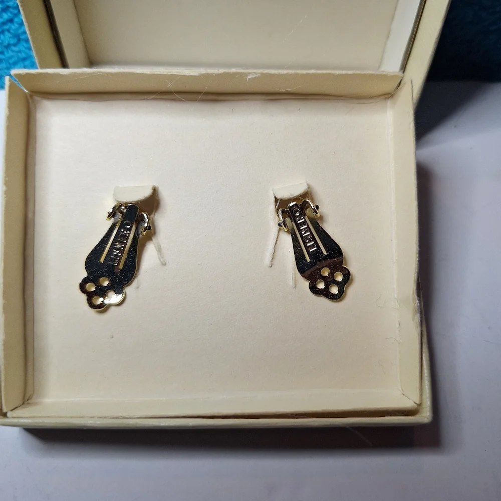 Vintage Lisner Clip On Earrings, Vintage Earrings - Picture 5 of 7